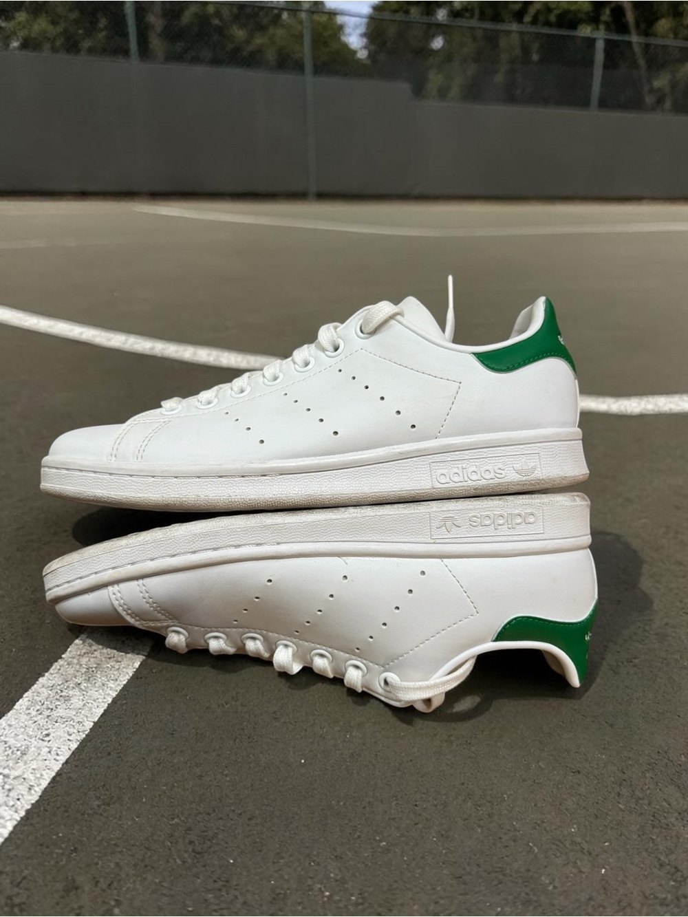 Adidas Originals Stan Smith Sneakers- White with Green Heel Tab size 6 1/2.